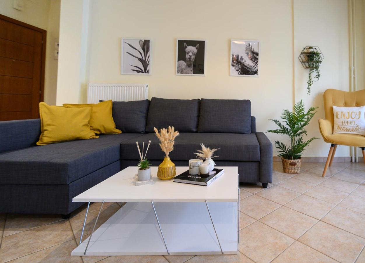 Yellow Fresh Apartment-City Center Alexandroupolis Exteriör bild